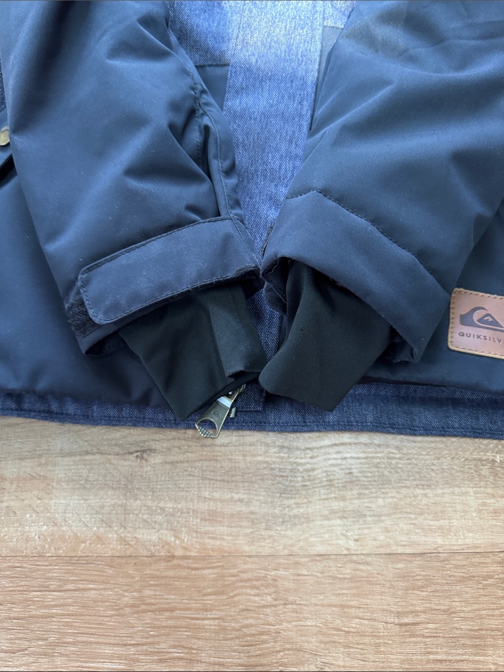 Quiksilver Ridge Snowboard Jacket - Picture 5 of 5